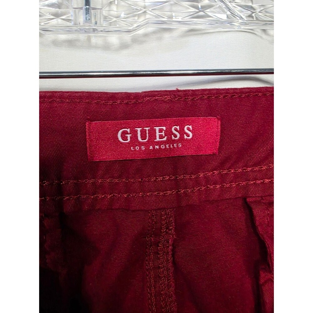 GUESS Mens Cargo Shorts X20D12WBC01 Red Size 34 Los Angeles Casual - Picture 7 of 8
